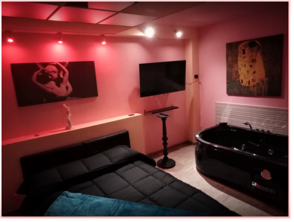 Afrodite, monolocale con idromassaggio junior suite idromassaggio