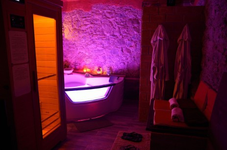 grotta per 2 persone con idro e sauna